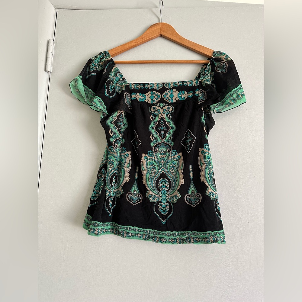 Vintage INC international concepts ruffled short sleeve printed top. Size M - Picture 6 of 6